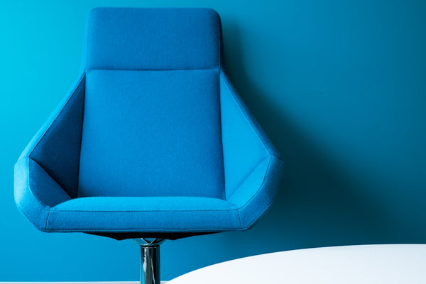 How to Choose the Right Office Chair for Petite Women