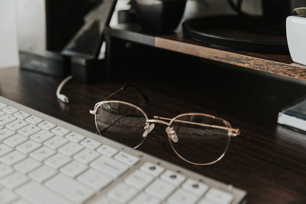 How to Set Up a Comfortable Office for Bifocal and Progressive Lens Wearers