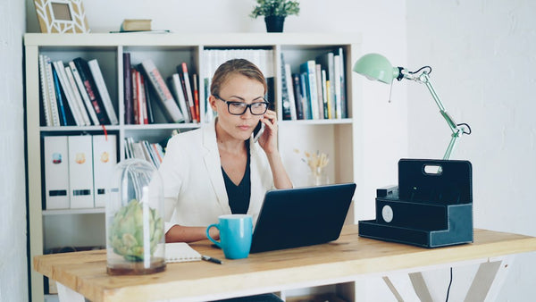 Home Office Setup After Retirement: A Guide for Women 55+