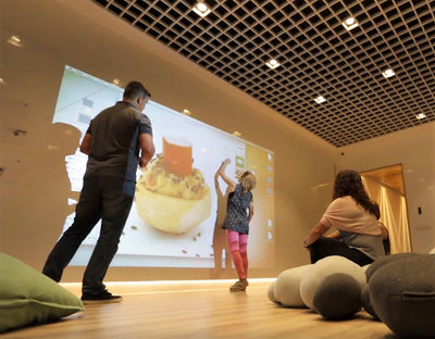 Smart Projector Dry Erase Whiteboard Wallcovering - 2 in 1 - Low Sheen
